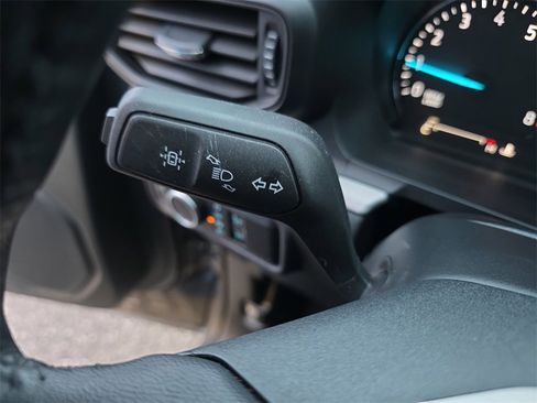 Used 2024 Ford Explorer XLT image 21