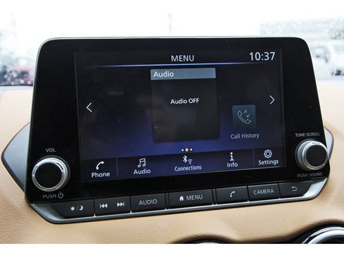 Used 2024 Nissan Sentra SV w/ SV Premium Package FWD image 11