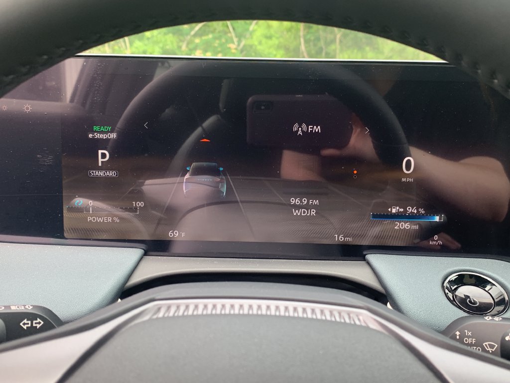 New 2026 Nissan Leaf Platinum+ FWD image 8