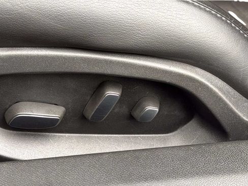 Used 2014 Chevrolet Corvette Stingray Coupe RWD image 15