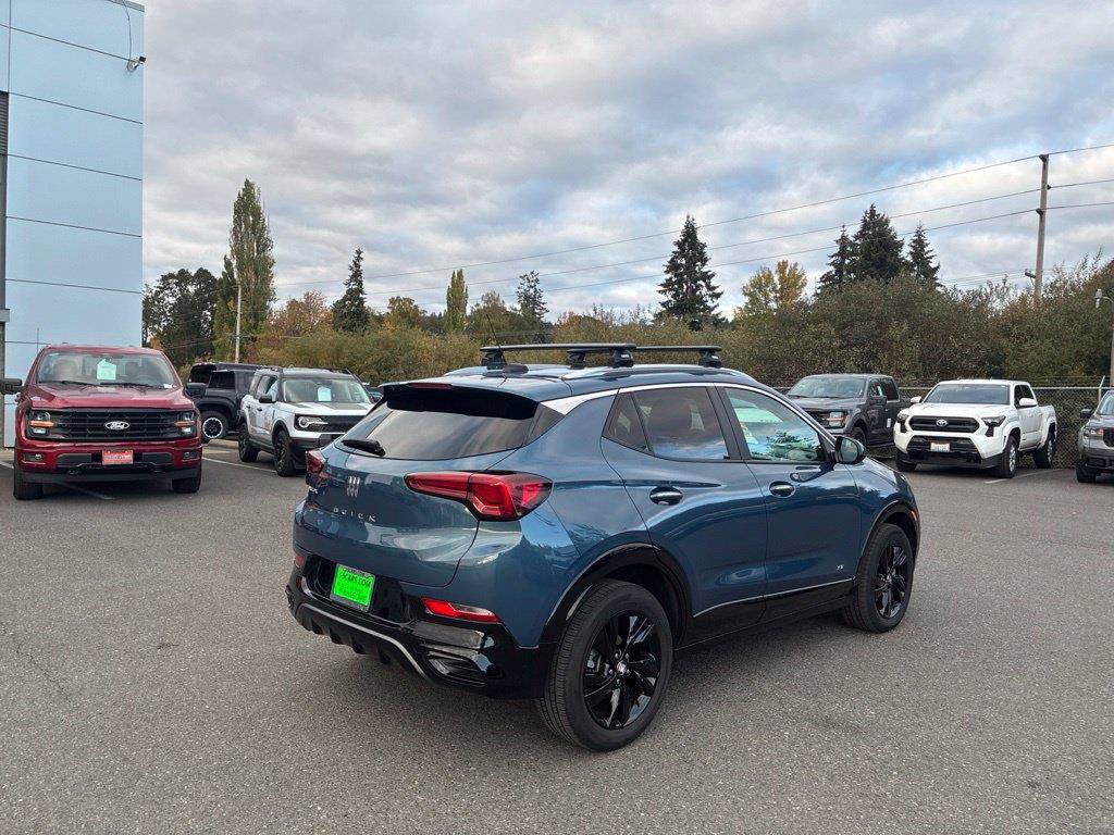 Used 2025 Buick Encore GX Sport Touring w/ Comfort Package AWD/4WD image 7