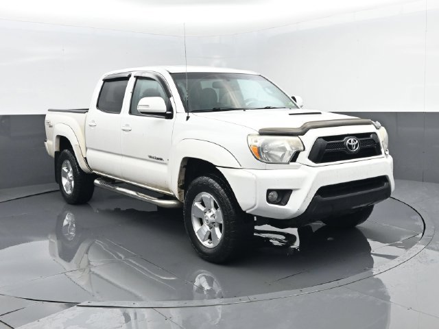 Used 2012 Toyota Tacoma 4x4 Double Cab w/ TRD Sport Pkg image 3