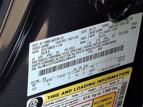 New 2025 Lincoln Navigator L Black Label image 12