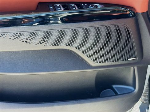 Used 2024 Kia Carnival SX Prestige image 25