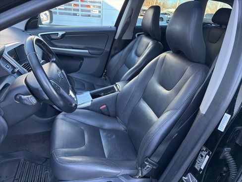 Used 2015 Volvo XC60 T5 image 8