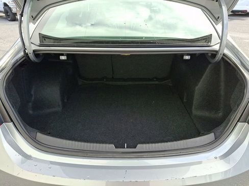 Used 2024 Chevrolet Malibu LT image 28