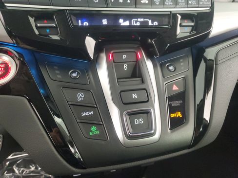 New 2026 Honda Odyssey Touring image 18