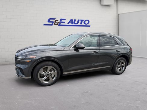 Used 2026 Genesis GV70 2.5T Select AWD/4WD image 2