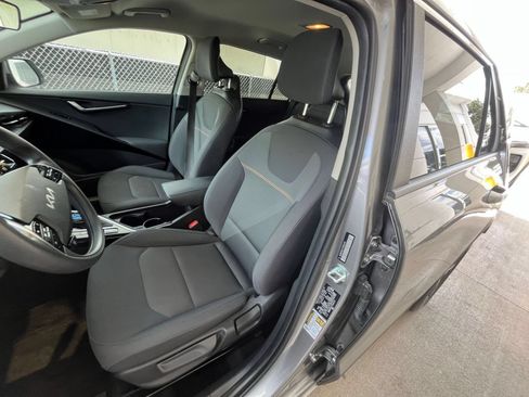Used 2026 Kia Niro LX FWD image 34