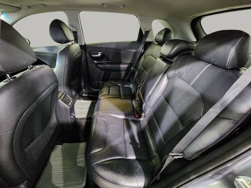 Used 2017 Kia Niro Touring w/ Advanced Technology Package image 34