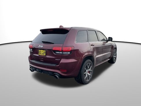 Used 2017 Jeep Grand Cherokee SRT image 3