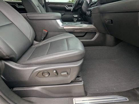 Certified 2022 Chevrolet Silverado 1500 LTZ w/ LTZ Premium Package AWD/4WD image 26