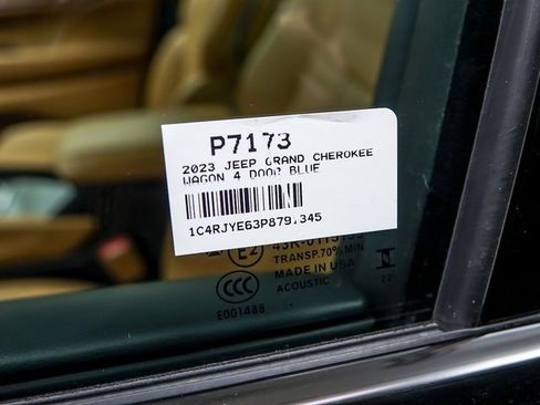 Used 2023 Jeep Grand Cherokee Summit image 35