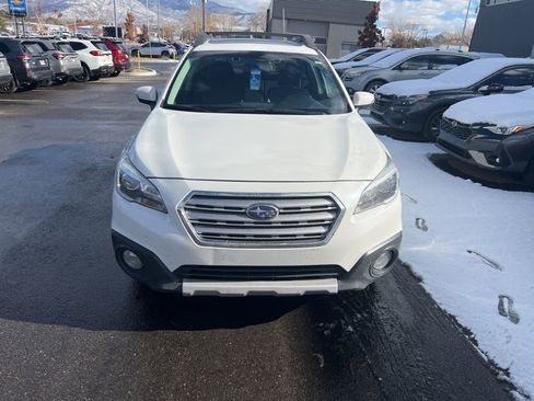 Used 2016 Subaru Outback 2.5i Limited image 2