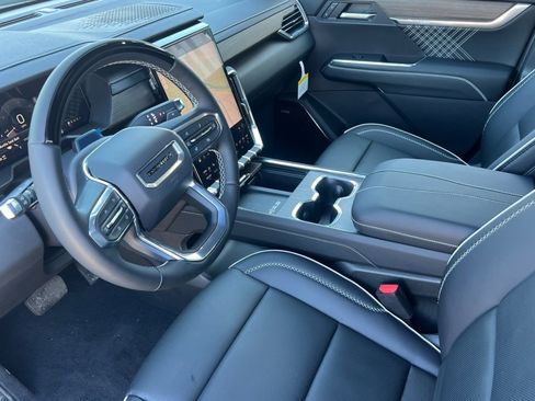 New 2026 GMC Acadia Denali w/ Super Cruise Package image 7