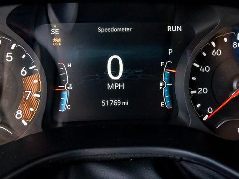 Used 2023 Jeep Compass Trailhawk image 10