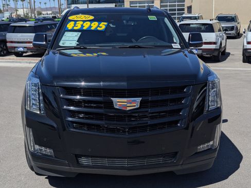 Used 2020 Cadillac Escalade Luxury w/ Escalade Sport Edition AWD/4WD image 6