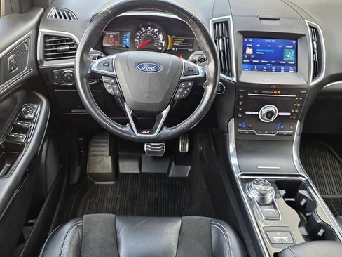 Used 2019 Ford Edge ST w/ Equipment Group 401A image 13