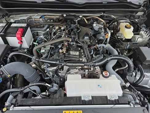 Certified 2025 Toyota Tacoma Limited image 30