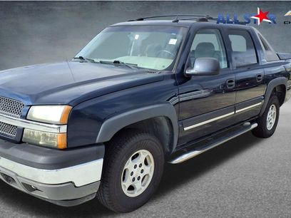 Used 2005 Chevrolet Avalanche LS w/ Onstar Plus Package