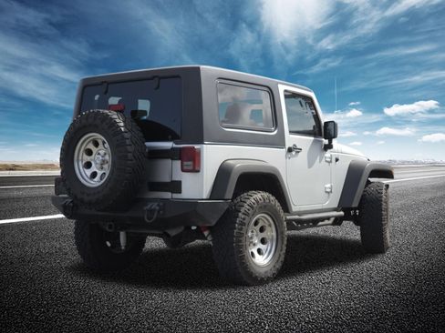 Used 2009 Jeep Wrangler X image 12