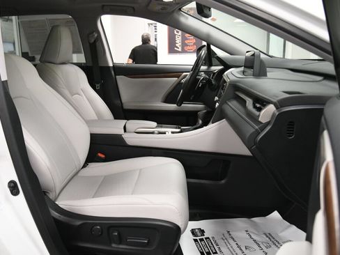 Used 2021 Lexus RX 350L Premium w/ Premium Package AWD/4WD image 29