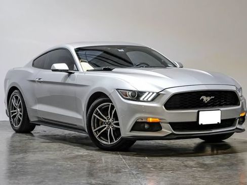 Used 2015 Ford Mustang Premium RWD image 7