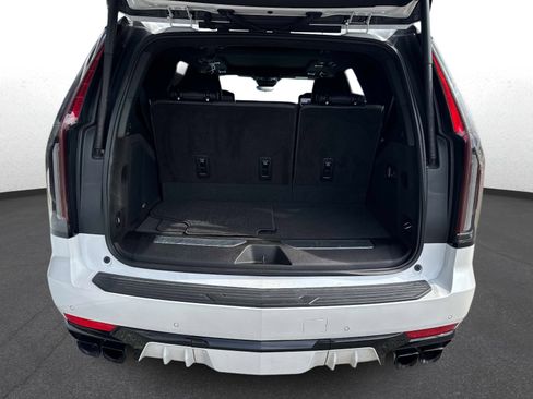 Used 2024 Cadillac Escalade V image 44