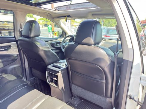 Used 2016 Nissan Murano SL AWD/4WD image 18