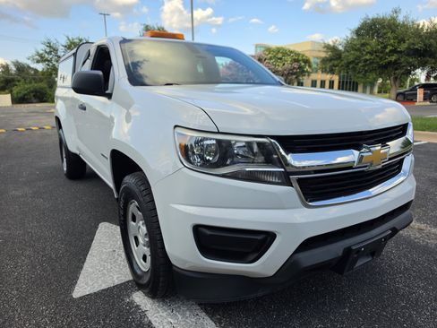 Used 2020 Chevrolet Colorado W/T w/ WT Convenience Package RWD image 1