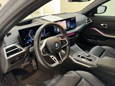 Certified 2025 BMW 330i Sedan RWD image 9