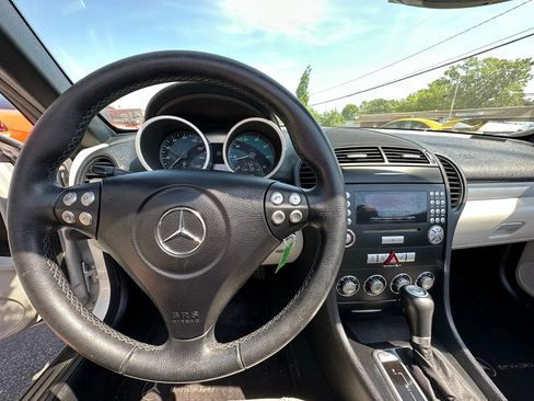Used 2007 Mercedes-Benz SLK 350 image 26