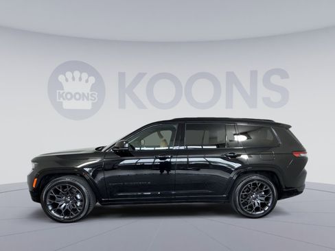 Used 2023 Jeep Grand Cherokee L Summit w/ High Altitude Package AWD/4WD image 2