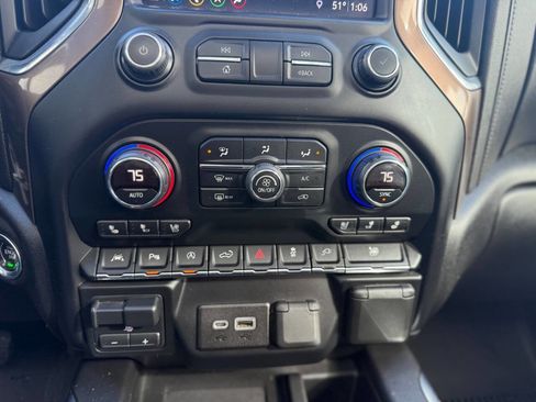 Used 2019 Chevrolet Silverado 1500 High Country image 4