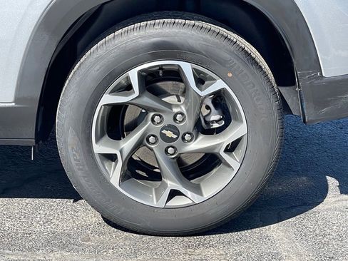 Used 2024 Chevrolet Trax LT image 10