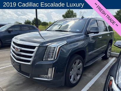 Used 2019 Cadillac Escalade Luxury