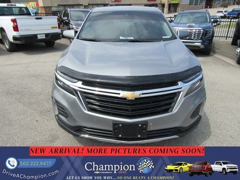Used 2024 Chevrolet Equinox LT AWD/4WD image 2