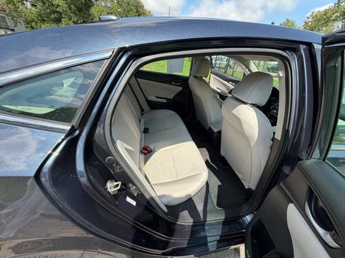 Used 2019 Honda Insight EX image 16