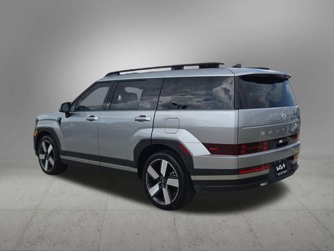 Used 2025 Hyundai Santa Fe Limited FWD image 4