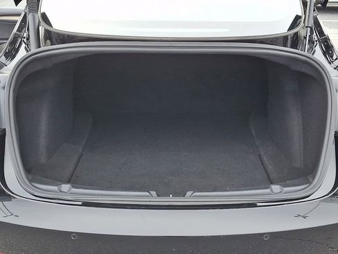 Used 2022 Tesla Model 3 Base 4D Sedan image 30