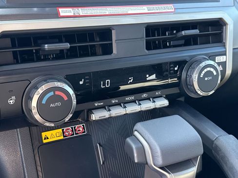 Used 2025 Toyota Tacoma SR5 image 23