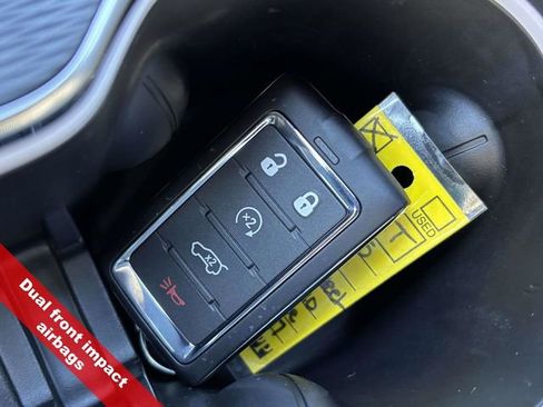 New 2025 Jeep Grand Cherokee L Altitude image 31