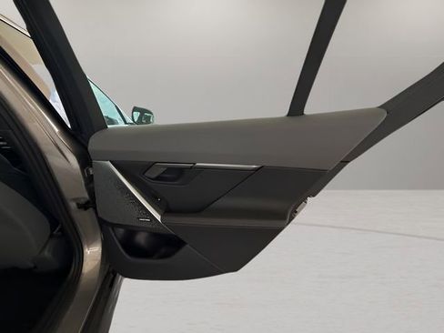 Used 2025 BMW 530i w/ Premium Package image 29