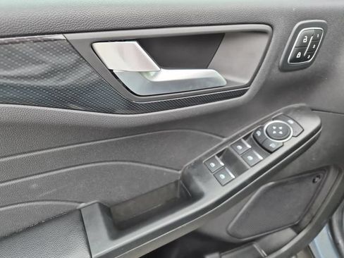 Used 2023 Ford Escape ST-Line Select w/ Tech Pack #2 AWD/4WD image 10