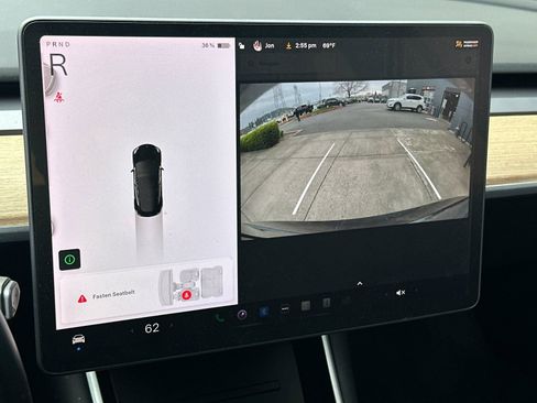 Used 2019 Tesla Model 3 Standard Range Plus image 18