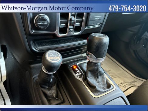 Used 2023 Jeep Wrangler Unlimited Sport AWD/4WD image 29