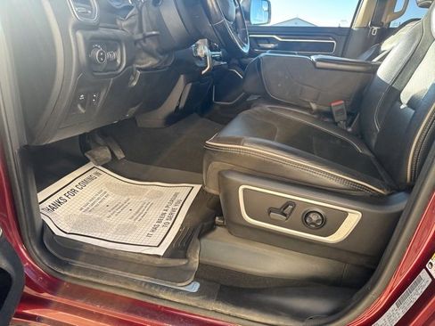 Used 2019 RAM 1500 Laramie image 11