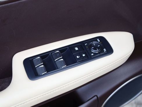 Used 2019 Lexus RX 450hL Luxury image 45