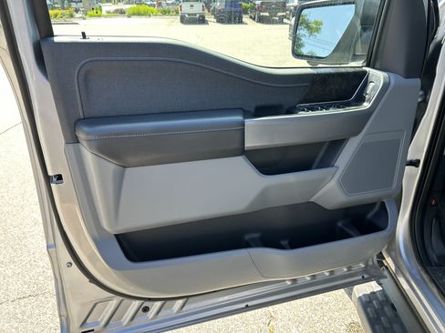 Used 2023 Ford F150 Lightning XLT AWD/4WD image 15