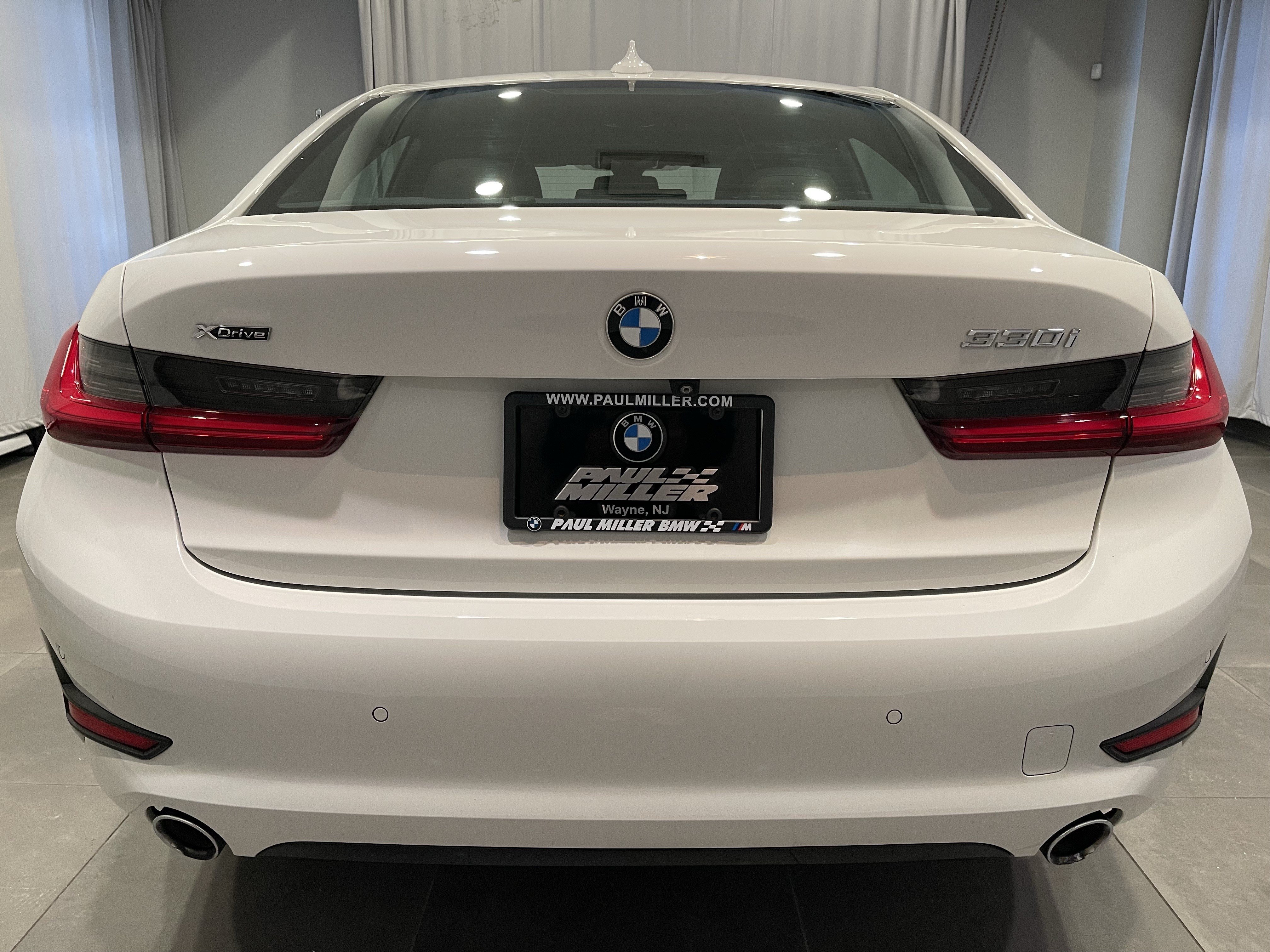 Used 2019 BMW 330i xDrive Sedan w/ Convenience Package AWD/4WD image 5